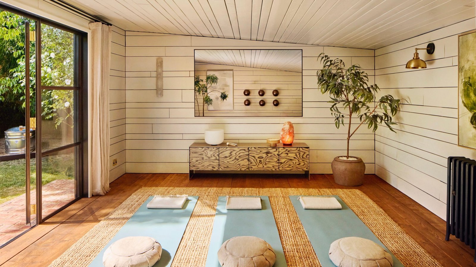 H54_London_VII_KEYES_ROAD_WELLNESS_STUDIO_INTERIOR_1__LowRes_16x9_ec64cf9c-e0bd-49a3-a878-b9a89542c7b6-scaled.jpg